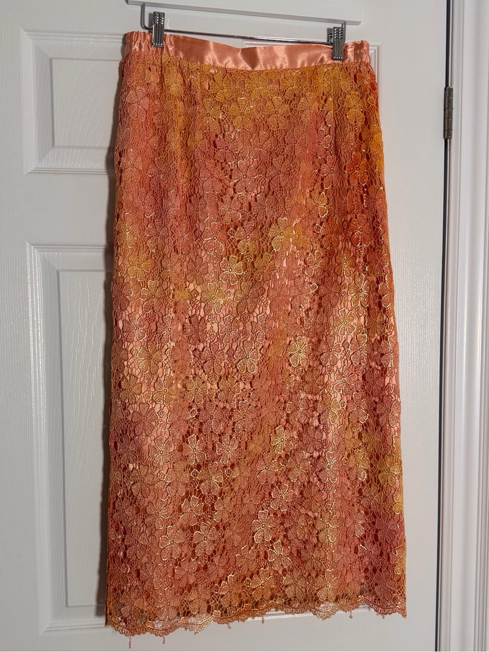 Carissimo Vintage Coral Gold Metallic Floral Lace Midi Skirt Size 14